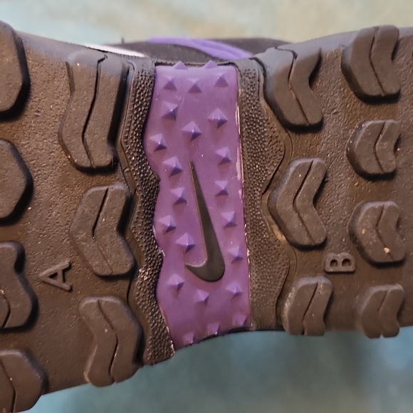 ***SOLD***Vtg 90s Nike Air Womens Shoes size 10 - Picture 8 of 9